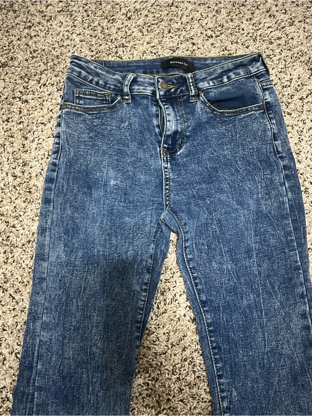 Classic Mid-Rise Blue Flare Jeans - Women's Wide Leg - Picture 3 of 6